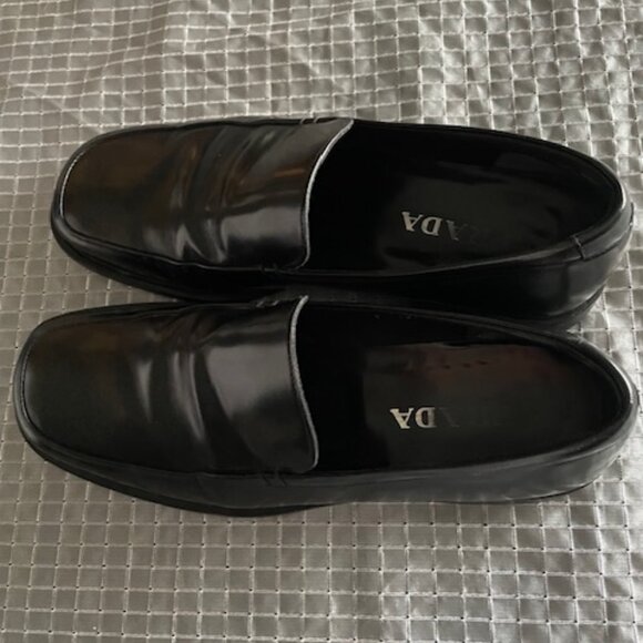 PRADA SPORT LEATHER DRESS LOAFERS US 10 EUR 9 - Picture 1 of 9
